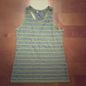Green Xersion little‎ Girls Tank 14/16 XL